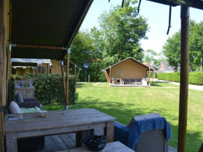 Cozy safari tent with kitchen, beach at just 1 km